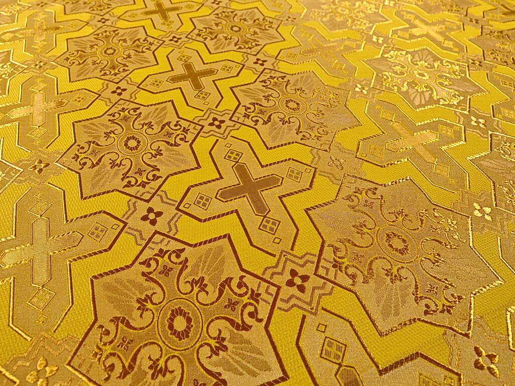 795GG Kustodia krupnaia zoloto2